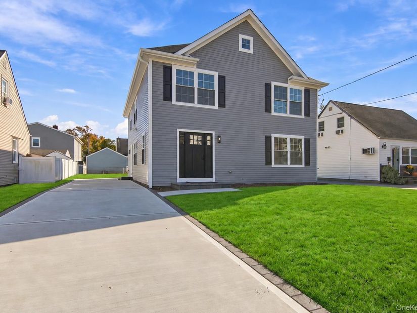 34 Wilson Road, Valley Stream NY 11581