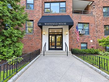 325 Main Street