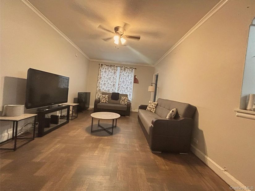 463 E 178 Street 4c, Bronx NY 10457