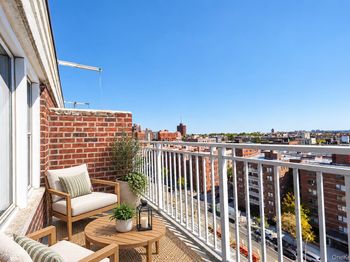 3131 Grand Concourse