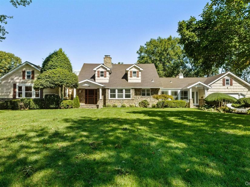 189 Atlantic Avenue, Hempstead NY 11550