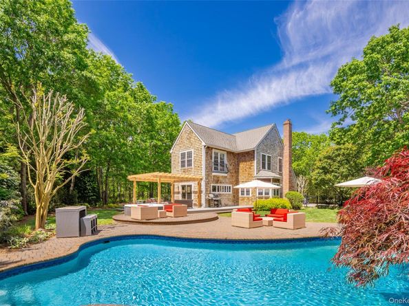 20 Spinnaker Way, Southampton NY 11968
