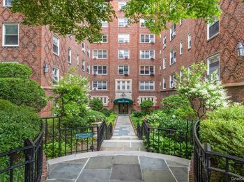 250 Bronxville Road