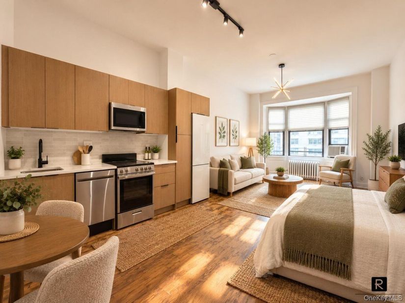 140 West 69th Street 72C, New York (Manhattan) NY 10023
