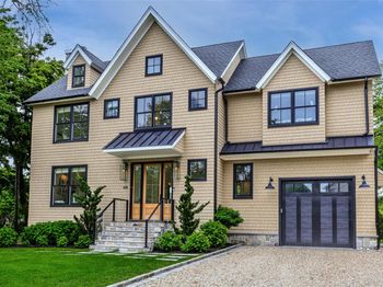405 Williamsburgh Drive