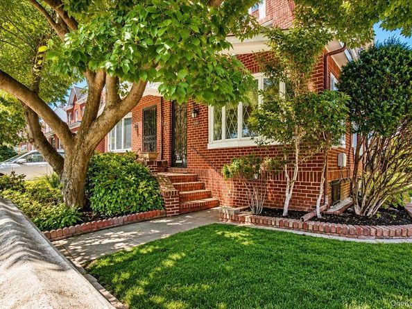 85-65 67th Drive, Rego Park NY 11374