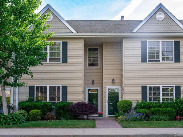 1165 Savoy Drive, Melville NY 11747