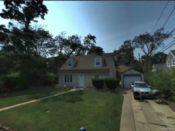 4 Clover Lane