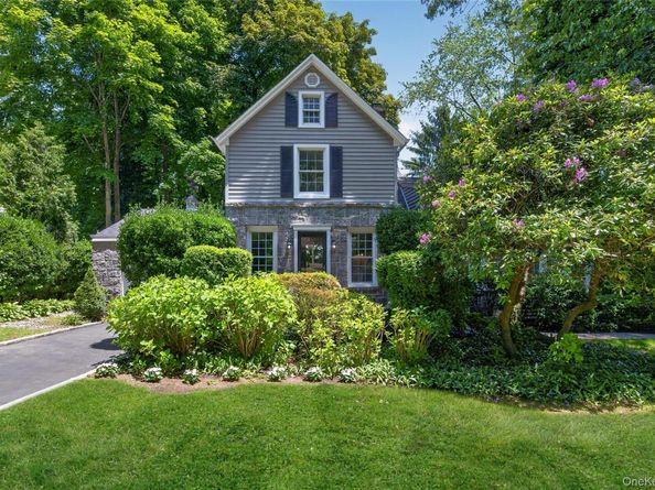 136 Lodge Avenue, Huntington Station NY 11746