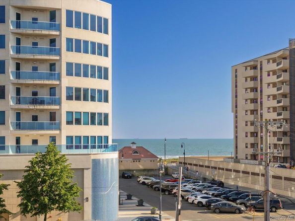 410 E Broadway 4C, Long Beach NY 11561