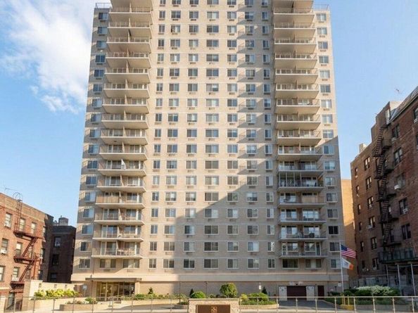 118 18 Union Tpke Apt B4, Kew Gardens NY 11415