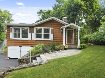 61 Ridgewood Drive