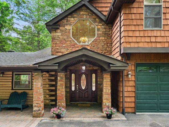 25 Cabin Ridge Road, Chappaqua NY 10514