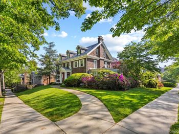 8273 Beverly Road