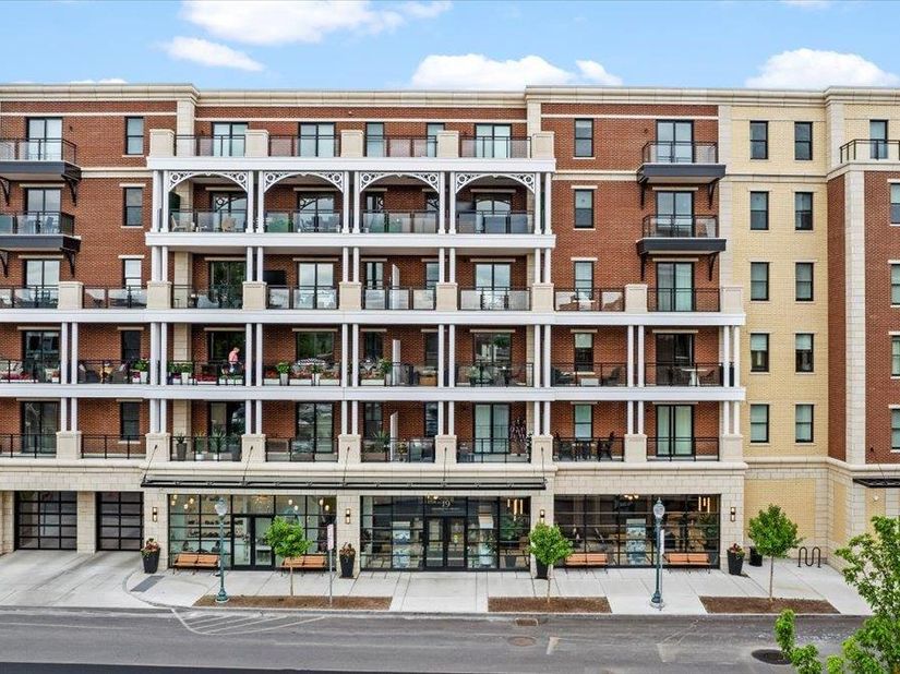 19 Washington Street 565, Call Listing Agent NY 12866