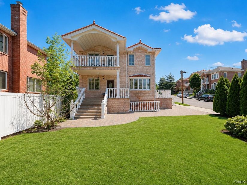 24809 Rushmore Avenue, Douglaston NY 11362