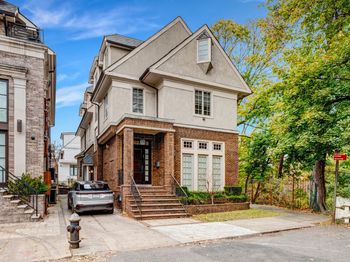 850 East 23rd Street