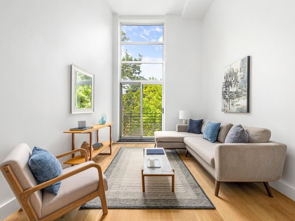 93 Waverly Avenue 3R, Brooklyn NY 11205