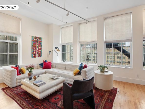 12 West 17th Street 10, New York NY 10011