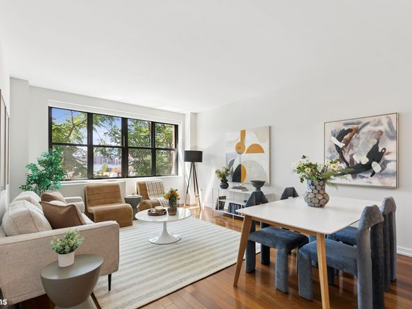 58 Metropolitan Avenue 2D, Brooklyn NY 11249