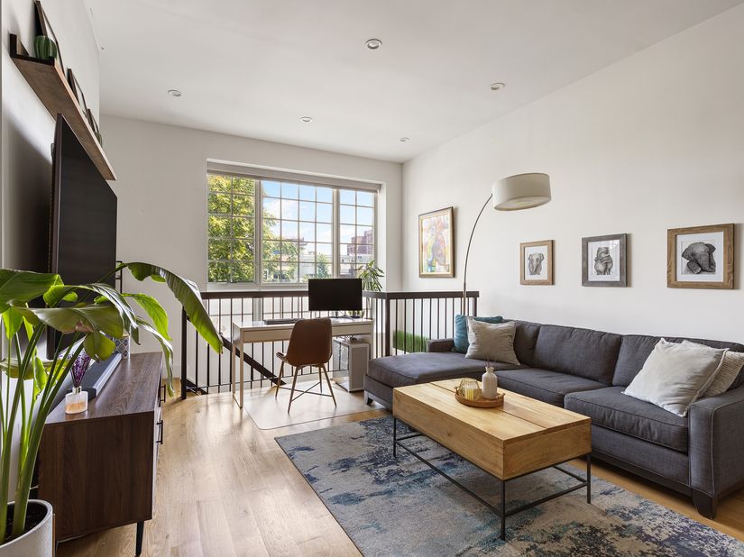 5-30 47th Avenue 1A, Queens NY 11101