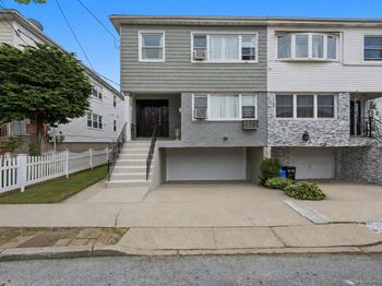 10-37 Bay 31 St Street