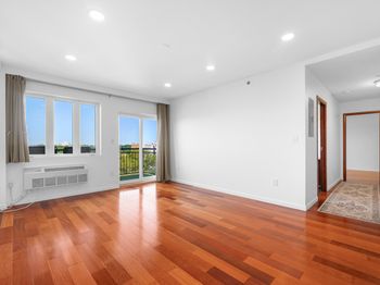 1916 Ocean Avenue