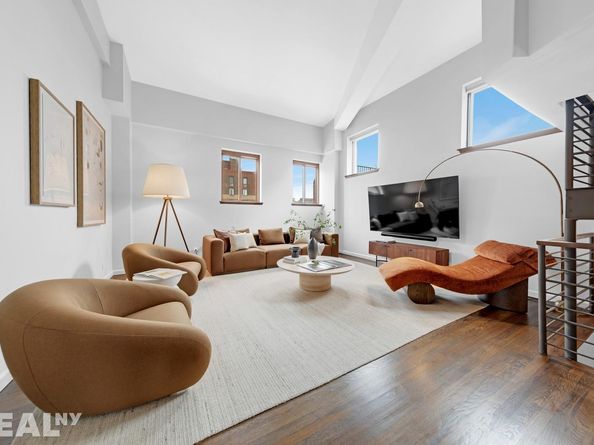 305 2nd Avenue 716, New York NY 10003