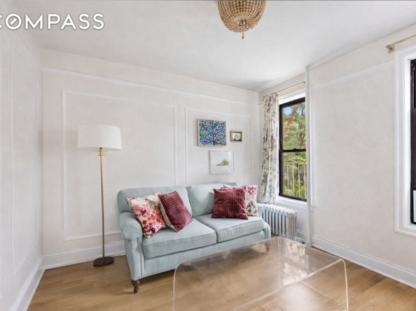 227 West 11th Street 43, New York NY 10014