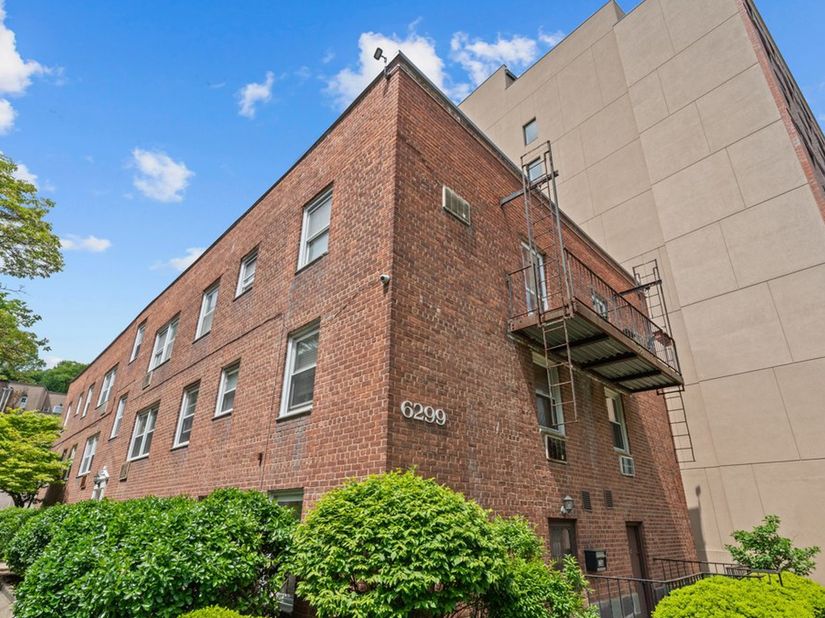 6299 Broadway C3A, Bronx NY 10471