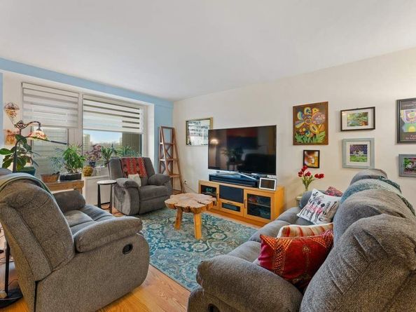 4705 Henry Hudson Parkway W 10J, Bronx NY 10471