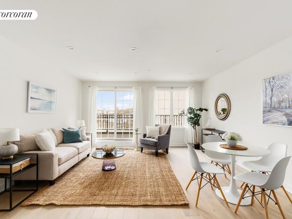 23-23 30th Road 5B, Queens NY 11102