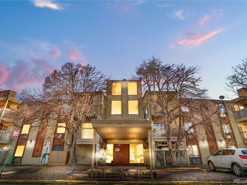 1306 S Parker Road 164, Denver CO 80231