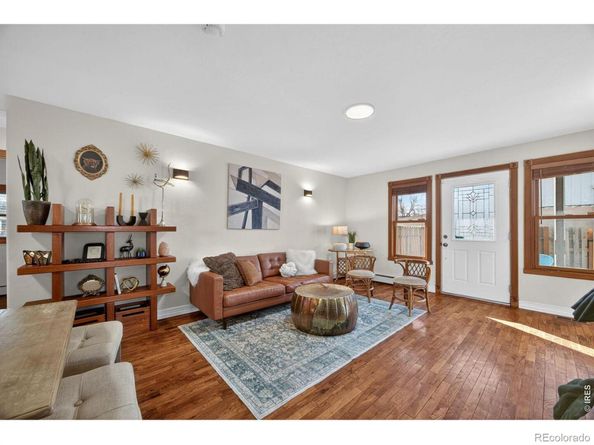 4857 S Logan Street, Englewood CO 80113