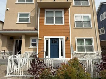 938 Kearney Street