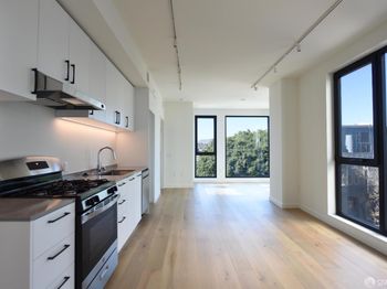 395 6th Street