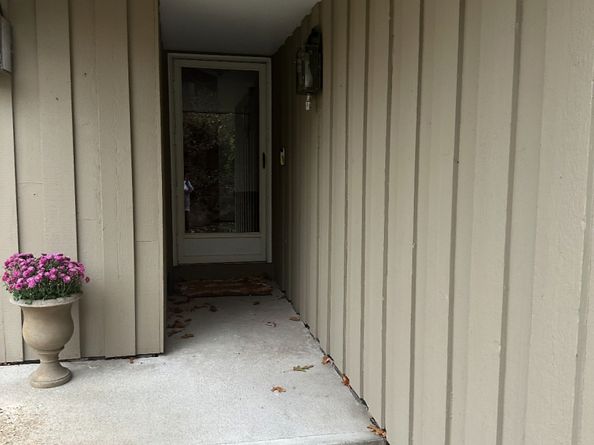 10 Ledgebrook Drive 10, Norwalk CT 06854