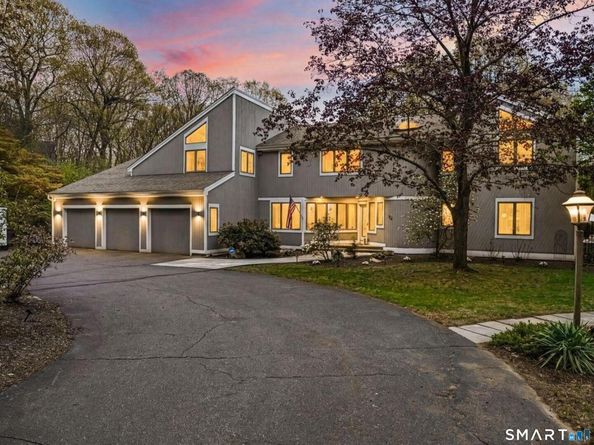 28 Strawberry Lane, Shelton CT 06484
