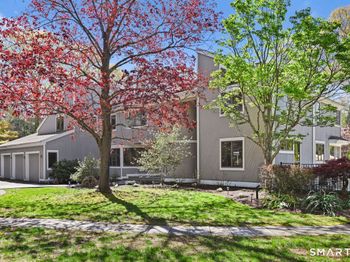 28 Strawberry Lane