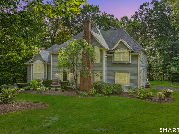 96 Coventry Lane, Trumbull CT 06611