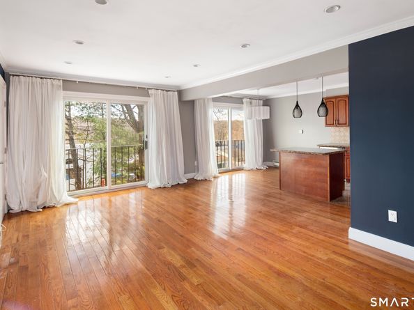 201 Highview Avenue C2, Stamford CT 06907