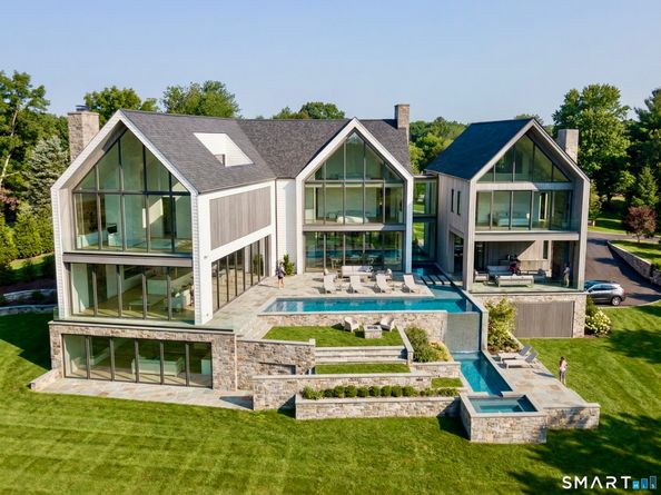 11 Beachside Common, Westport CT 06880