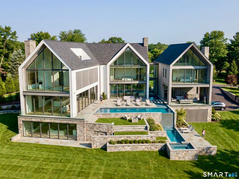 11 Beachside Common, Westport CT 06880