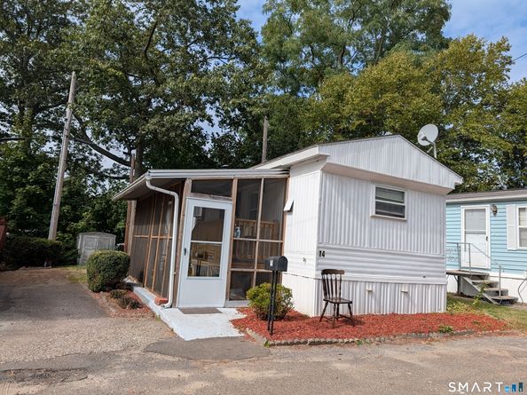 14 Horseshoe Drive, Shelton CT 06484