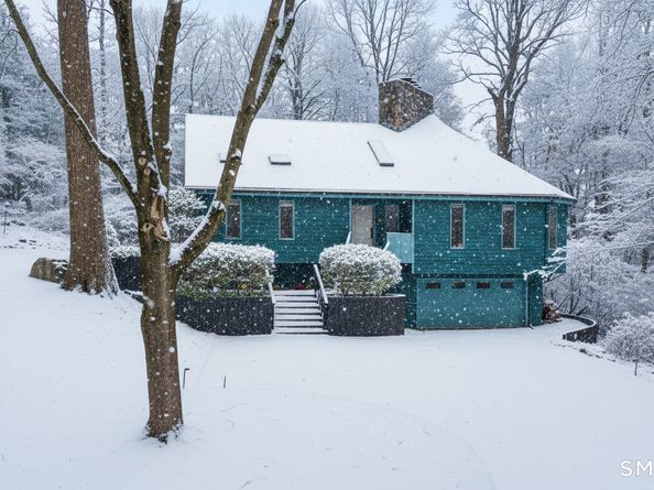 40 Tory Hill Lane, Norwalk CT 06853