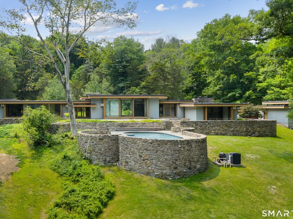 192 Cross Ridge Road, New Canaan CT 06840