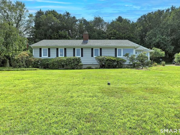 136 Hawthorne Drive, Fairfield CT 06825