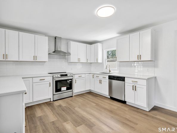 59 Lenox Avenue, Stratford CT 06615