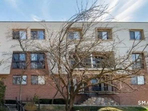 1 Valley Road 101, Stamford CT 06902
