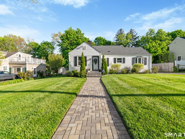 12 Chatfield Drive, Trumbull CT 06611